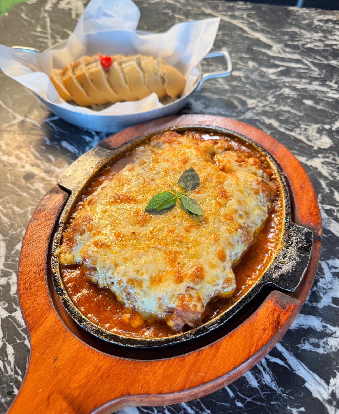 Parmegiana de Frango (Aperitivo)